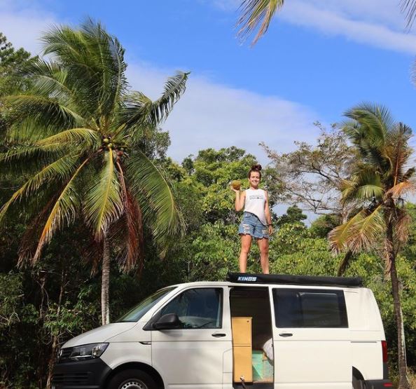 THE VAN LIFE SERIES PODCAST Featuring Journeys By Chelsea | AUS
